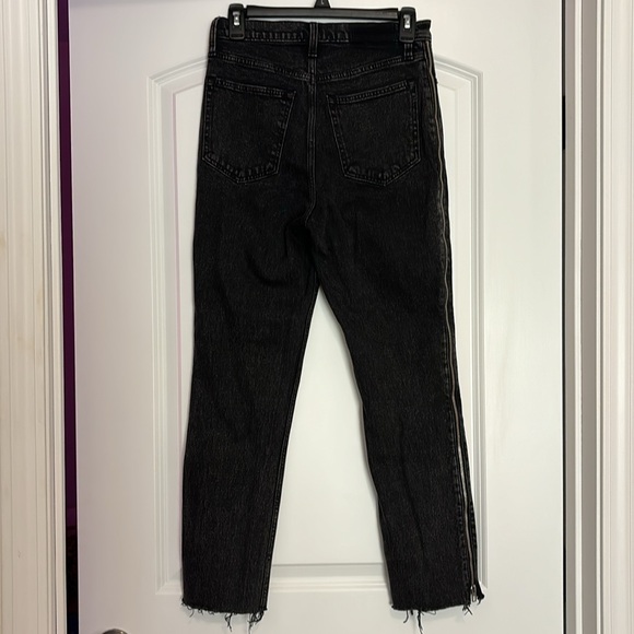 ✨Abercrombie & Fitch Ultra high rise mom jean - Picture 4 of 4